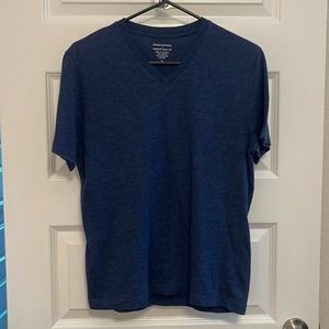 Banana Republic V Neck T-shirt
